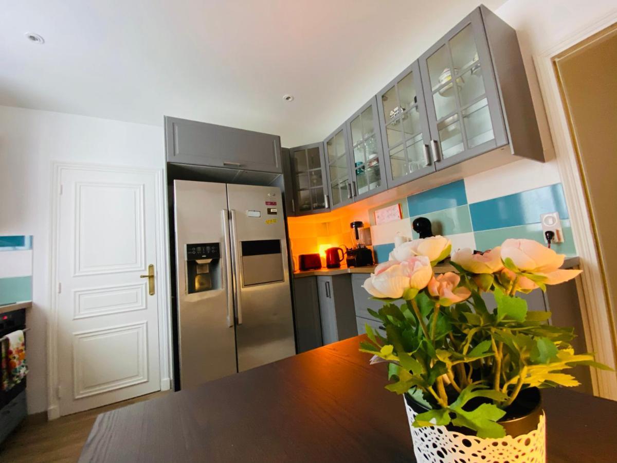 Champs Elysees Apartment *