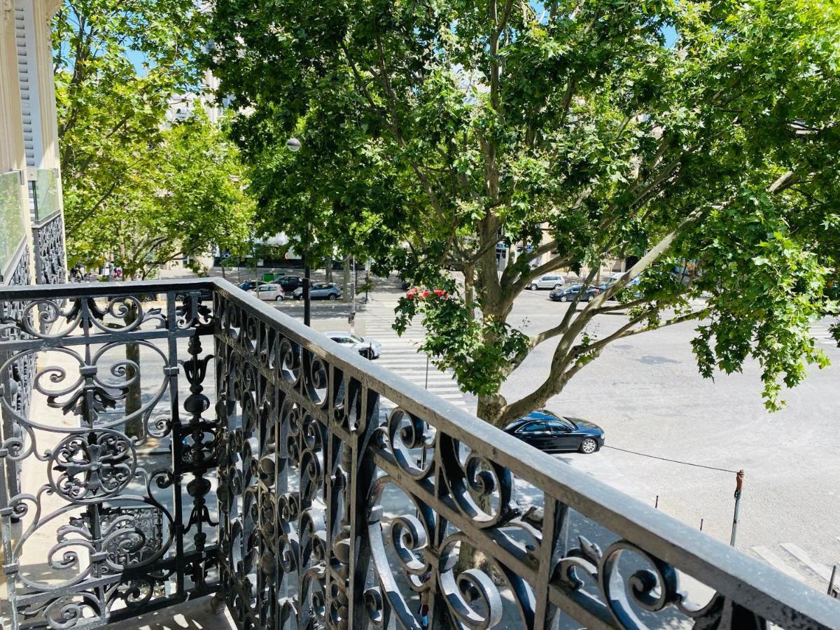 Apartment Champs Elysees Paris